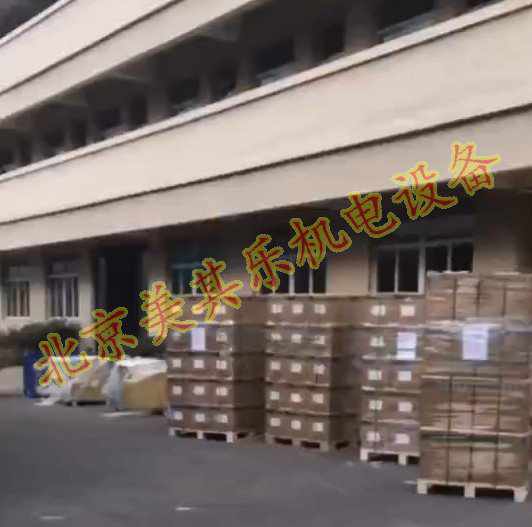 托盤整體打包效果,外裹包裝膜